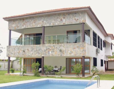 Gnaly Villa 4 Pièces Asssinie Km19