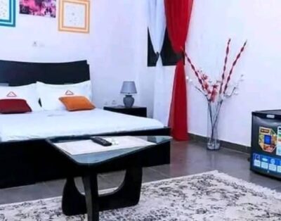 Chbre Salon Hôtel Etiada Cocody
